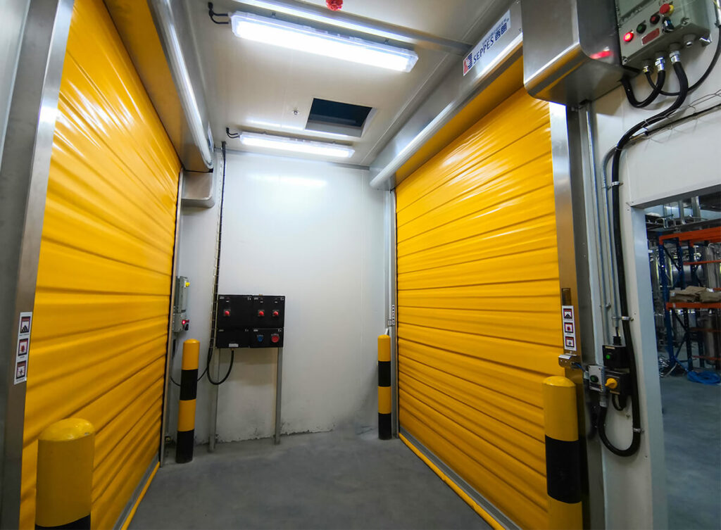 cold storage door pic