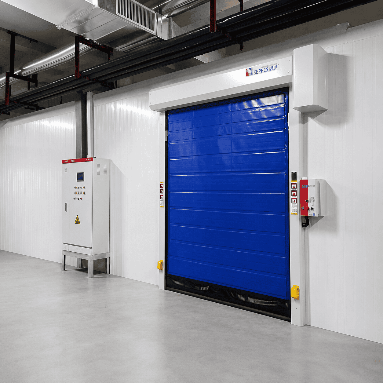 Cold storage high speed door installed at a chill room opening