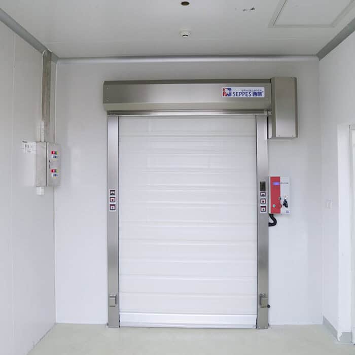 High Speed Cold Storage Doors With Brush-Sealed Tracks
